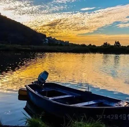 Apartamento Precioso Atico Con Piscina En Entorno Rural, Relax, Cerca De La Playa Y Montana Limpias
