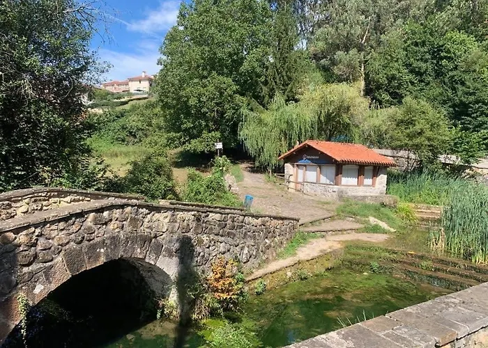 Precioso Atico Con Piscina En Entorno Rural, Relax, Cerca De La Playa Y Montana Apartmán Limpias