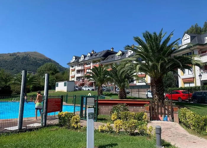 Precioso Atico Con Piscina En Entorno Rural, Relax, Cerca De La Playa Y Montana Apartmán *