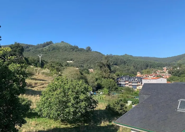 Precioso Atico Con Piscina En Entorno Rural, Relax, Cerca De La Playa Y Montana Limpias