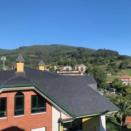 Precioso ático Con Piscina En Entorno Rural, Relax, Cerca De La Playa Y Montaña Apartamento Limpias