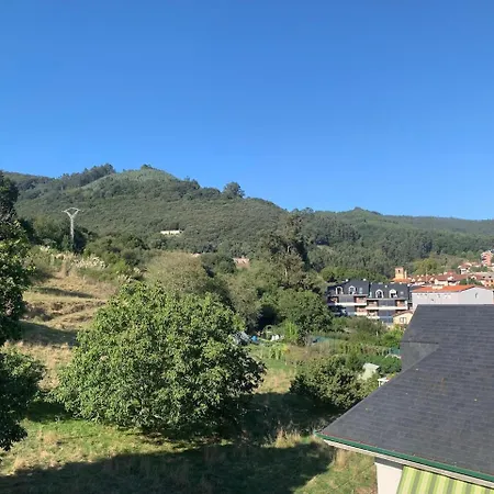 Precioso ático Con Piscina En Entorno Rural, Relax, Cerca De La Playa Y Montaña Limpias