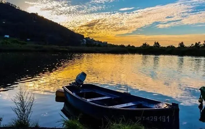 Apartamento Precioso ático Con Piscina En Entorno Rural, Relax, Cerca De La Playa Y Montaña Limpias